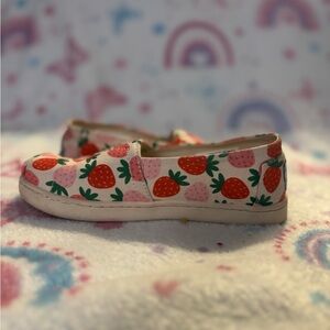 Strawberry Print TOMS